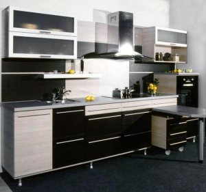 konyhabutor-bovitett-pulttal